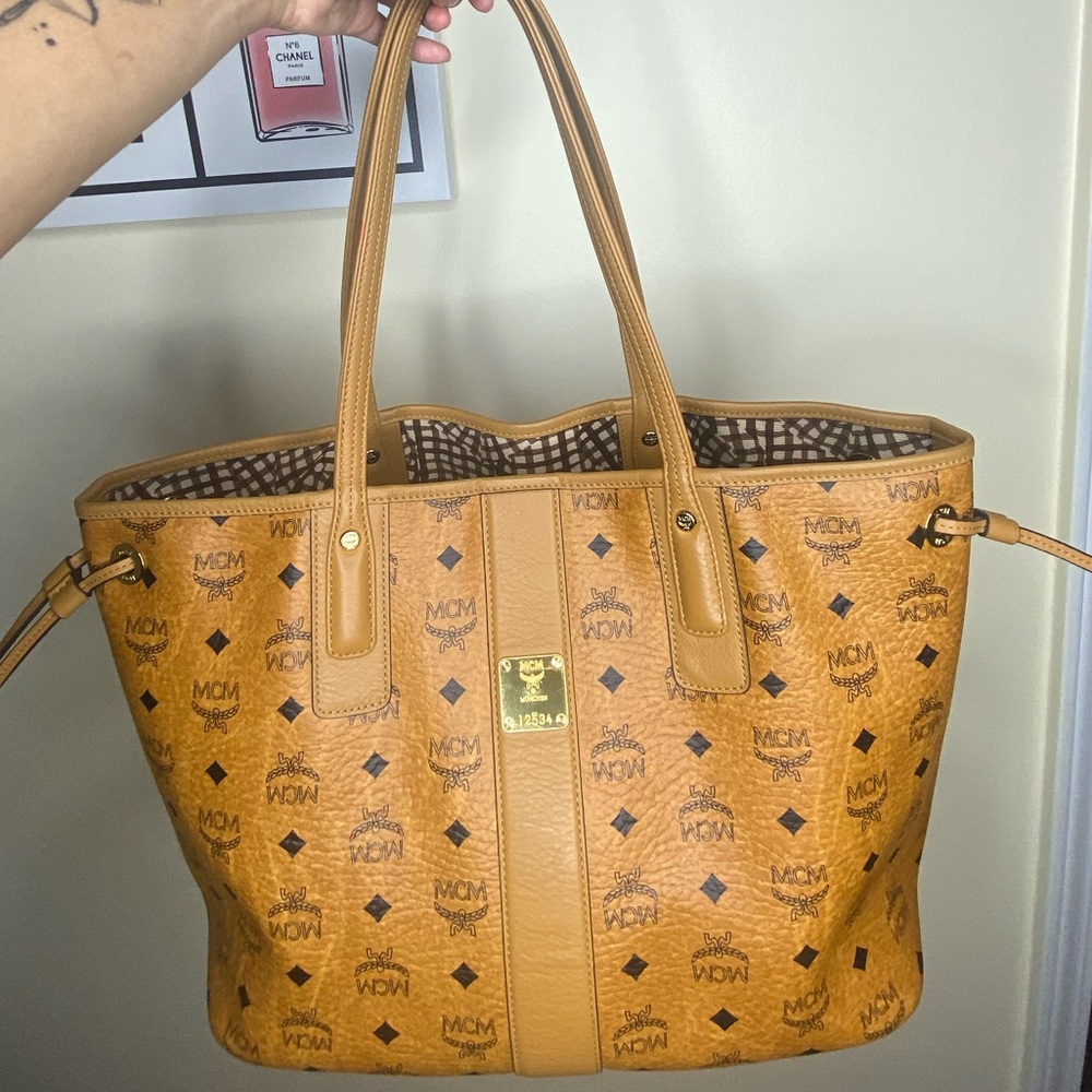 MCM Liz Reversible Medium Tote, Cognac Brown- good condition